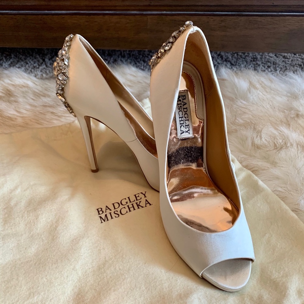 Badgley Mischka Kiara Peep Toe Satin Platform Pump